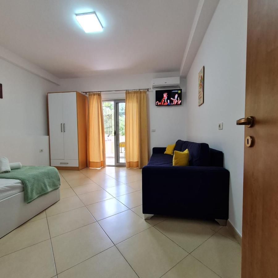 Mario Apartments 1 - Влёра Экстерьер фото